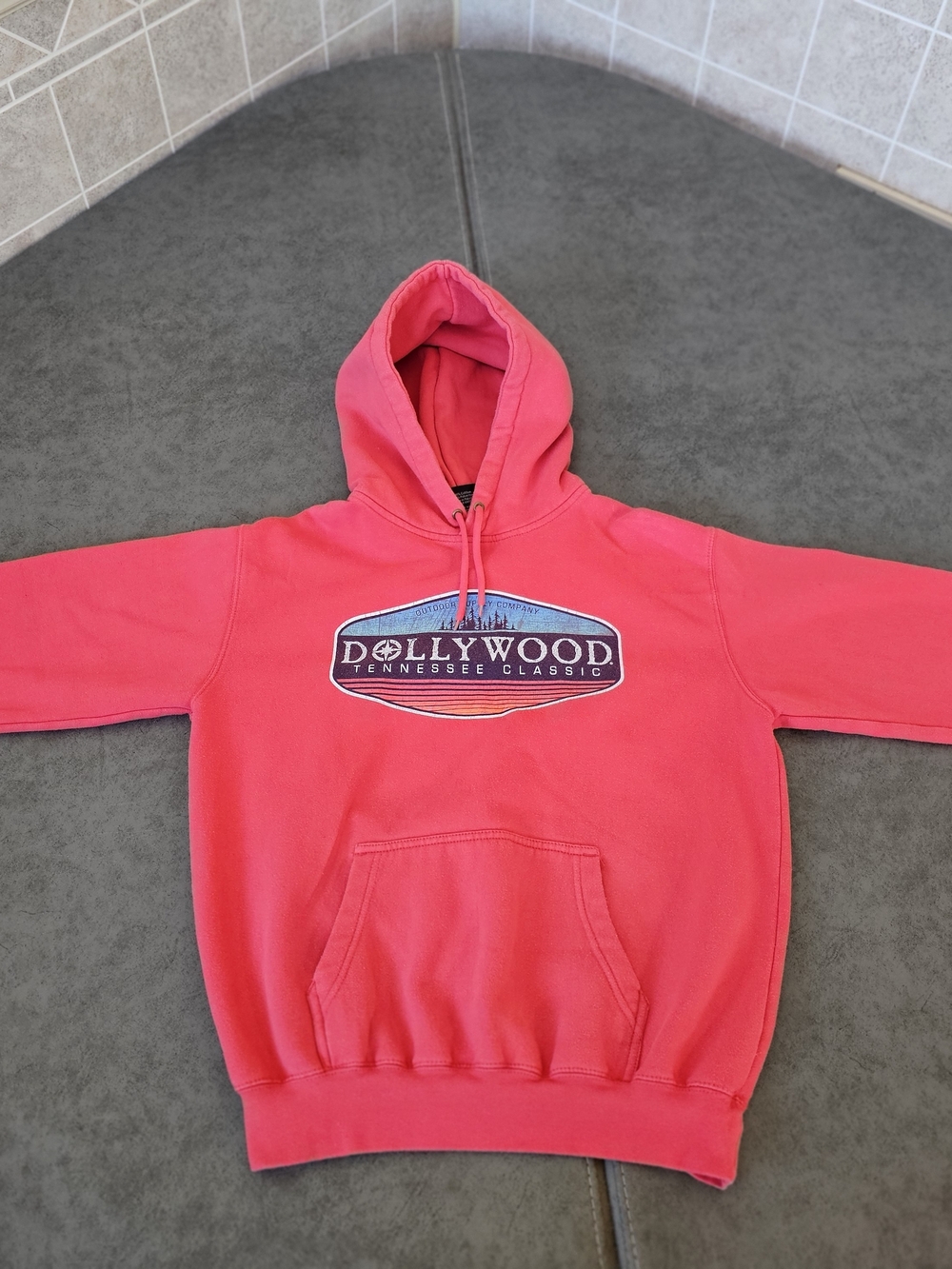 Dollywood Coral Pink Athletic Hoodie Size Small